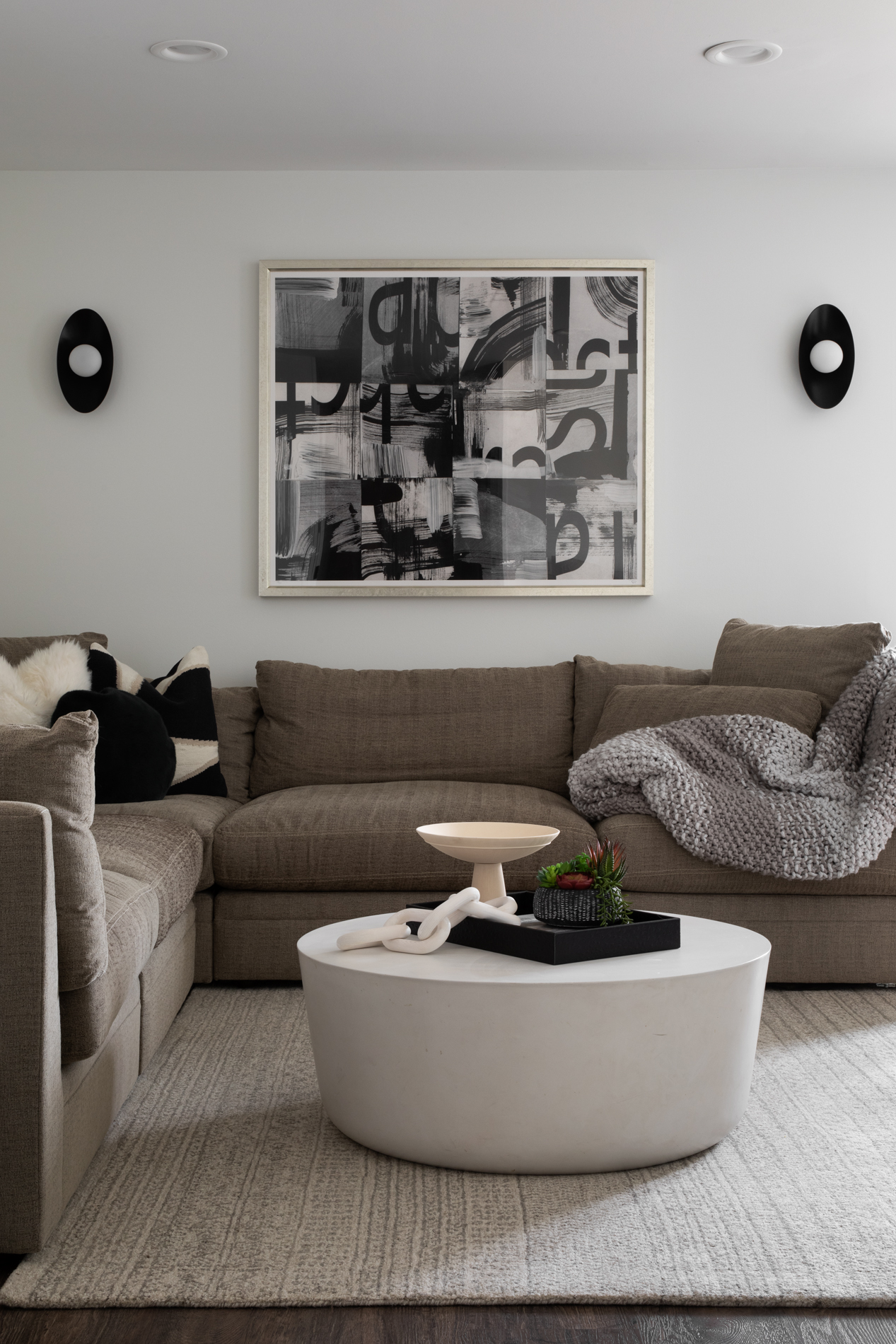 Wolcott_Ave_Matte_and_Gloss_Interiors_Ryan_Hainey_Photography009_web